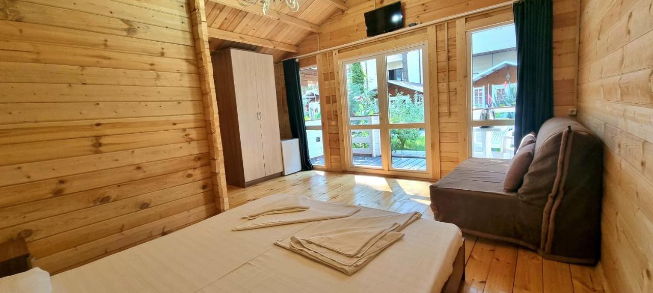 Вилла Ecohouse Пицунда Экстерьер фото